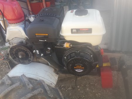 Remotorisation Honda F800 avec un moteur Ecomoteur EM90-XRG