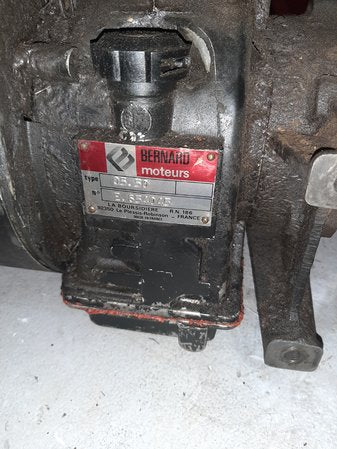 Remplacement moteur Bernard sur motoculteur BM880 avec Ecomoteur EM70 Ital