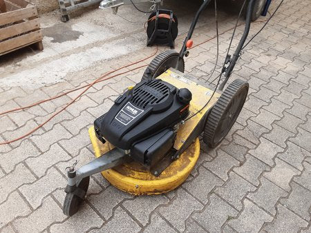 Remplacement sur tondeuse debrouissalleuse Roques et Lecoeur avec kohler XT7