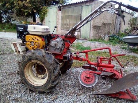 Moteur de remplacement sur Bouyer 205 avec Villiers G200-VFQ