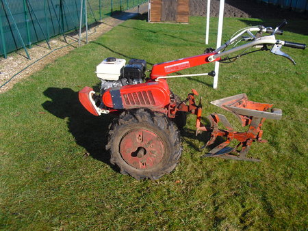 Remplacement du moteur sur Iseki KC350F par le Villiers G210-VFC