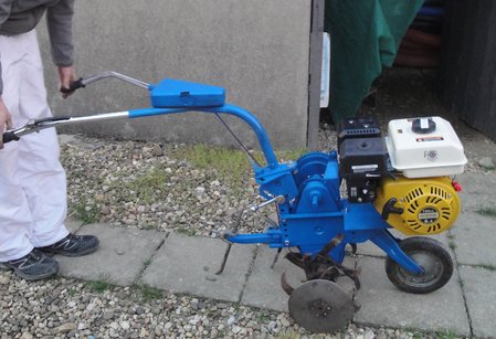 Motoculteur Stafor S6B. Moteur Bernard remplacé par Villiers G200VFS-B