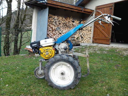 STX 500 avec un VILLIERS G200VFQ