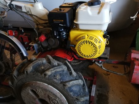 Remplacement  sur motoculteur YANMAR en sortie de 18mm avec réducteur