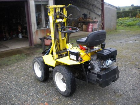 Moteur villiers G390-VFQ-ES sur un valet de ferme