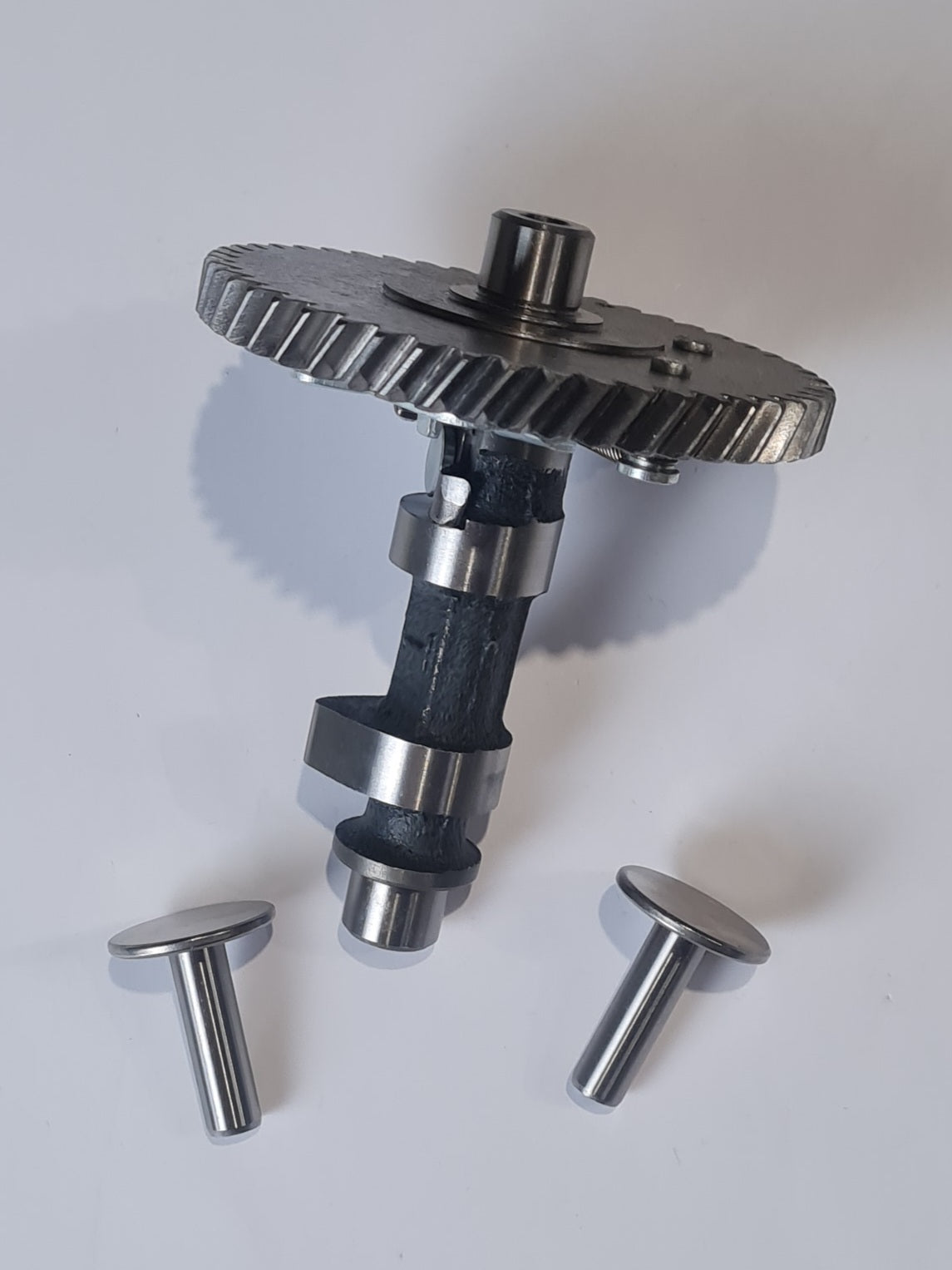 Arbre à cames acier  HONDA GXV160  14100-ZE7-000