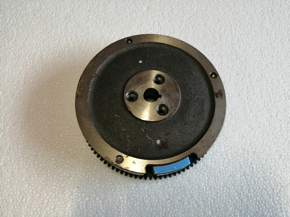 VOLANT HONDA GX270 UT2 (4 aimants bleu) 10A