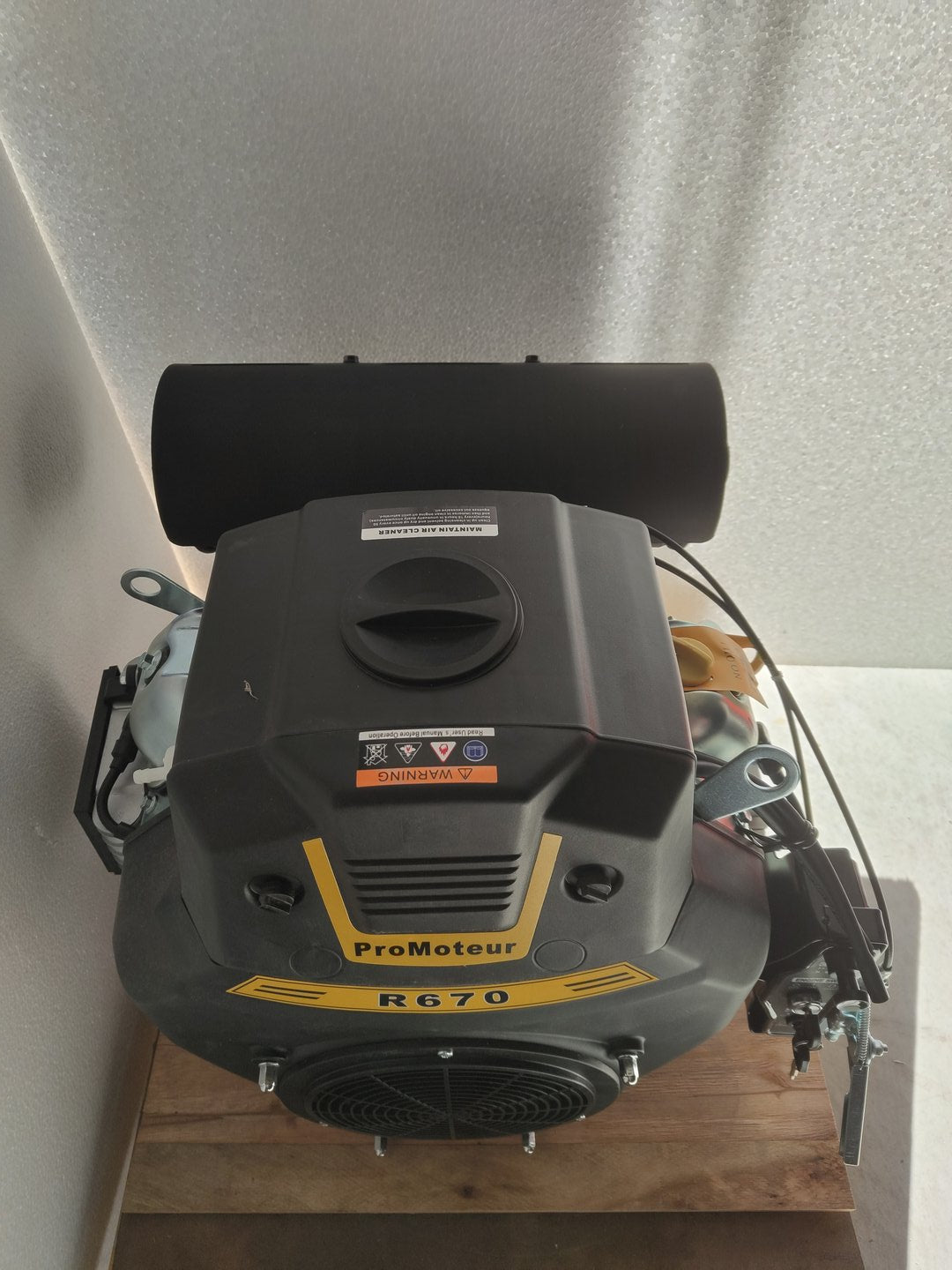 Promoteur R670 (Arbre 25.4mm - 1") avec démarrage électrique (21CV)